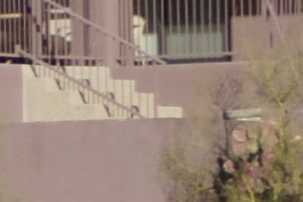 Janfeb2011/t70200f28mid135.jpg